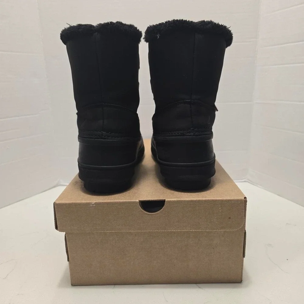Nautica Ayce Youth Snow Boots Black Faux Fur Lined Duck Boots Size 5 Kids